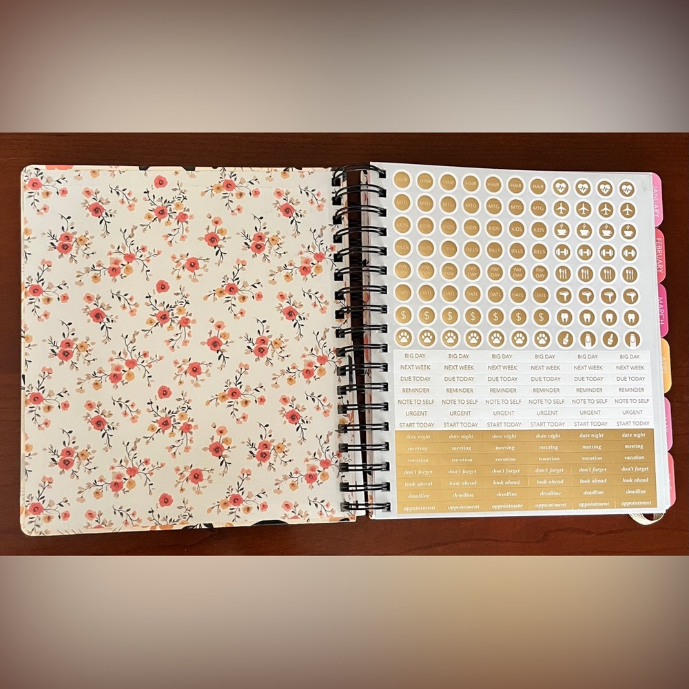 2026 Weekly Planner Spiral Bound in Hardcover Cat Design, 12 Month Planner NWT - Picture 3 of 10